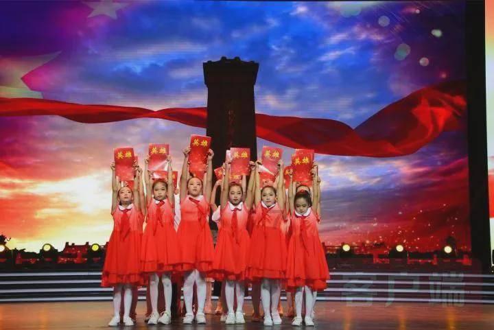 救援小孔雀