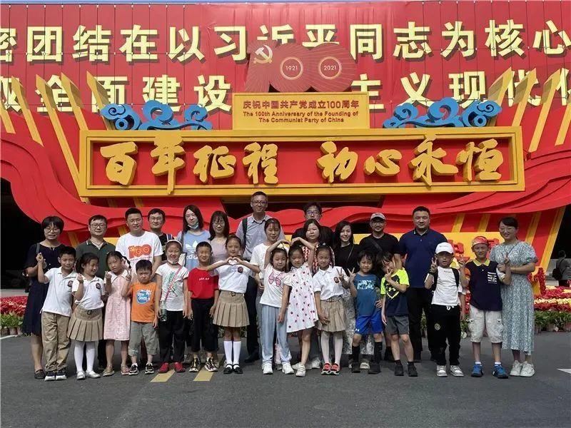 逃出上锁的现代房间6